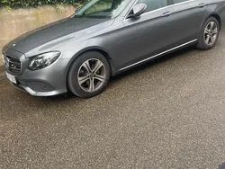 Grau Gebraucht 2019 Mercedes E220 Avantgarde Limousine | 30.500 € (Superpreis)