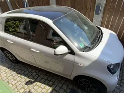 Weiß Gebraucht 2016 Smart ForFour Basis Kleinwagen | 7.500 € (Superpreis)