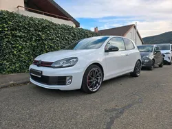 Weiß Gebraucht 2010 VW Golf VI Edition Limousine | 8.000 € (Guter Preis)