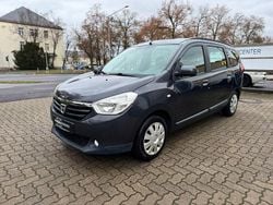 Grau Gebraucht 2015 Dacia Lodgy Basis Van / Kleinbus | 5.699 € (Guter Preis)