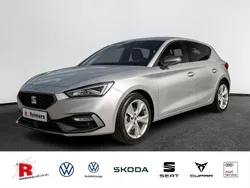 Silber Gebraucht 2022 Seat Leon FR Limousine | 24.990 € (Fairer Preis)