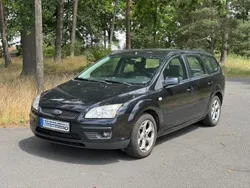 Schwarz Gebraucht 2008 Ford Focus Limousine | 1.099 € (Guter Preis)