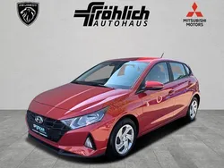 Dragon red (metallic) Gebraucht 2023 Hyundai i20 Select Kleinwagen | 15.490 € (Fairer Preis)