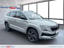 Grau Gebraucht 2025 Skoda Karoq SportLine SUV | 41.490 € (Etwas zu teuer)