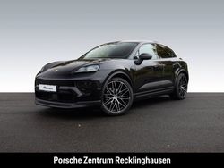 Tiefschwarzmetallic Gebraucht 2024 Porsche Macan SUV | 90.790 € (Superpreis)