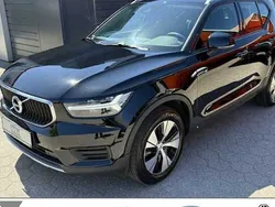 Schwarz Gebraucht 2022 Volvo XC40 Core SUV | 32.998 € (Fairer Preis)