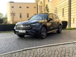 Schwarz Gebraucht 2023 Mercedes GLC300 AMG line SUV | 62.999 € (Etwas zu teuer)