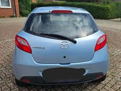 Blau Gebraucht 2009 Mazda 2 Inclusive Limousine | 4.500 € (Etwas zu teuer)