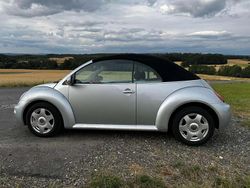 Silber Gebraucht 2003 VW Beetle Cabrio | 2.000 €