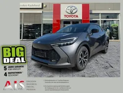 Grey metallic (1g3)/ black (20 Gebraucht 2024 Toyota C-HR Team SUV | 29.480 € (Superpreis)