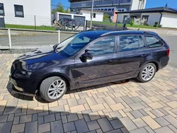 Schwarz Gebraucht 2016 Skoda Octavia Style Kombi | 12.899 € (Fairer Preis)