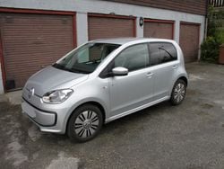 Silber metallic Gebraucht 2014 VW e-up! high up! Kleinwagen | 14.800 €