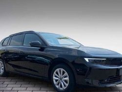Schwarz metallic Gebraucht 2024 Opel Astra Enjoy | 26.120 € (Etwas zu teuer)