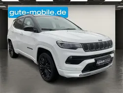 Weiß alpine white (vr296) Gebraucht 2022 Jeep Compass SUV | 23.190 € (Superpreis)