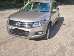 Gold Gebraucht 2014 VW Tiguan Sportline SUV | 19.300 € (Etwas zu teuer)