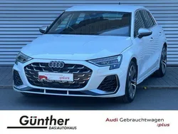 Gletscherweiß metallic Gebraucht 2024 Audi S3 Ambiente Limousine | 43.669 € (Guter Preis)