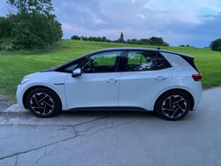 Weiß Gebraucht 2020 VW ID.3 Pro Performance Kleinwagen | 19.800 € (Fairer Preis)
