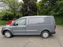 Grau Gebraucht 2017 VW Caddy Maxi Van / Kleinbus | 14.950 € (Fairer Preis)