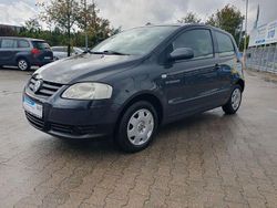 Grau Gebraucht 2010 VW Fox Kleinwagen | 4.999 €