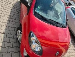 Rot Gebraucht 2011 Renault Twingo Kleinwagen | 2.100 € (Guter Preis)