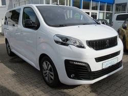 Schneeweiß Gebraucht 2022 Peugeot Traveller Allure Van | 44.900 € (Teuer)