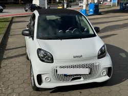 Weiß Gebraucht 2020 Smart ForTwo Electric Drive Passion Coupé | 7.490 € (Superpreis)