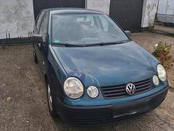 Grün Gebraucht 2004 VW Polo Kleinwagen | 1.399 €