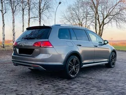 Grau Gebraucht 2017 VW Golf Alltrack Kombi | 16.500 € (Fairer Preis)