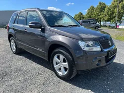 Grau Gebraucht 2012 Suzuki Grand Vitara SUV | 11.900 € (Etwas zu teuer)
