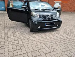 Schwarz Gebraucht 2010 Toyota iQ Kleinwagen | 6.500 € (Fairer Preis)