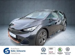 Grau Gebraucht 2024 Cupra Born Kleinwagen | 29.930 € (Superpreis)