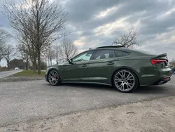 Grün Gebraucht 2023 Audi A5 Business Coupé | 45.000 € (Teuer)