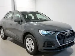 Grau Gebraucht 2024 Audi Q3 Ambiente SUV | 33.980 € (Superpreis)