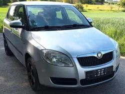 Silber Gebraucht 2008 Skoda Fabia Ambiente Kleinwagen | 3.050 € (Fairer Preis)