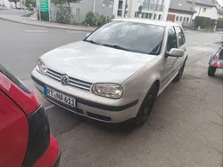 Silber Gebraucht 2000 VW Golf IV Basis Limousine | 2.500 € (Etwas zu teuer)