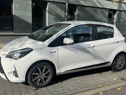Weiß Gebraucht 2017 Toyota Yaris Hybrid Style Kleinwagen | 14.000 € (Fairer Preis)
