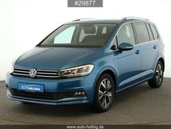 Blau Gebraucht 2021 VW Touran Highline Van / Kleinbus | 23.990 € (Superpreis)