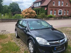 Schwarz Gebraucht 2007 Opel Astra Limousine | 3.000 € (Fairer Preis)