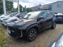 Schwarz Neu 2025 Toyota Yaris Cross SUV | 31.490 € (Etwas zu teuer)