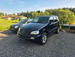 Blau Gebraucht 2002 Mercedes ML270 SUV | 4.950 €