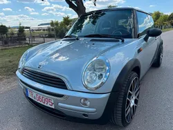 Silber Gebraucht 2002 Mini ONE Kleinwagen | 2.250 € (Teuer)