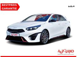 White deluxe pearl Gebraucht 2023 Kia Ceed Limousine | 28.950 € (Etwas zu teuer)