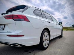 Weiß Gebraucht 2022 VW Golf VIII Style Kombi | 20.900 € (Guter Preis)