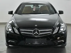Schwarz Gebraucht 2011 Mercedes E220 AMG line Coupé | 16.990 € (Etwas zu teuer)