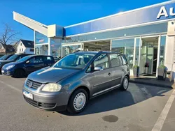 Grau Gebraucht 2004 VW Touran Trendline Van / Kleinbus | 1.690 € (Fairer Preis)