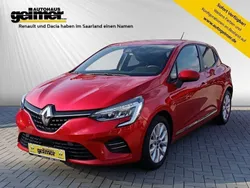 Rot Gebraucht 2020 Renault Clio V Experience Limousine | 11.950 € (Fairer Preis)