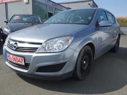 Silber Gebraucht 2008 Opel Astra Edition Limousine | 1.590 € (Guter Preis)