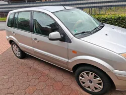 Grau Gebraucht 2010 Ford Fusion Kleinwagen | 1.800 € (Guter Preis)