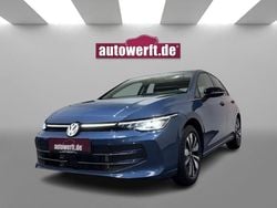 Anemonenblau metallic Gebraucht 2025 VW Golf Goal Limousine | 28.290 € (Guter Preis)