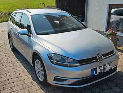 Silber Gebraucht 2018 VW Golf VII Comfortline Kombi | 12.500 € (Guter Preis)